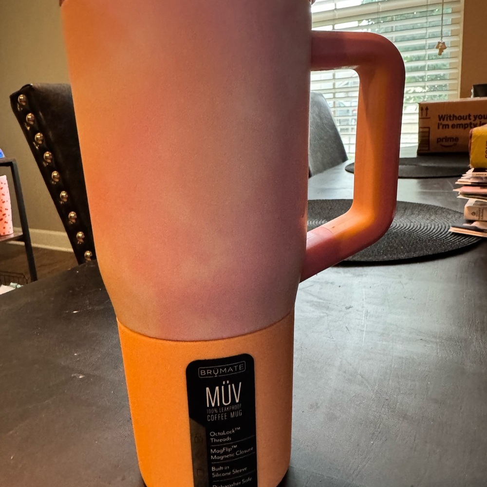 BrüMate. 25oz. MÜV Coffee Mug - Pink and Orange